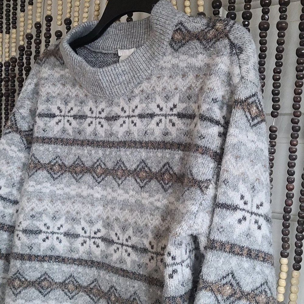 Cozy sweater - Picture 2 of 9